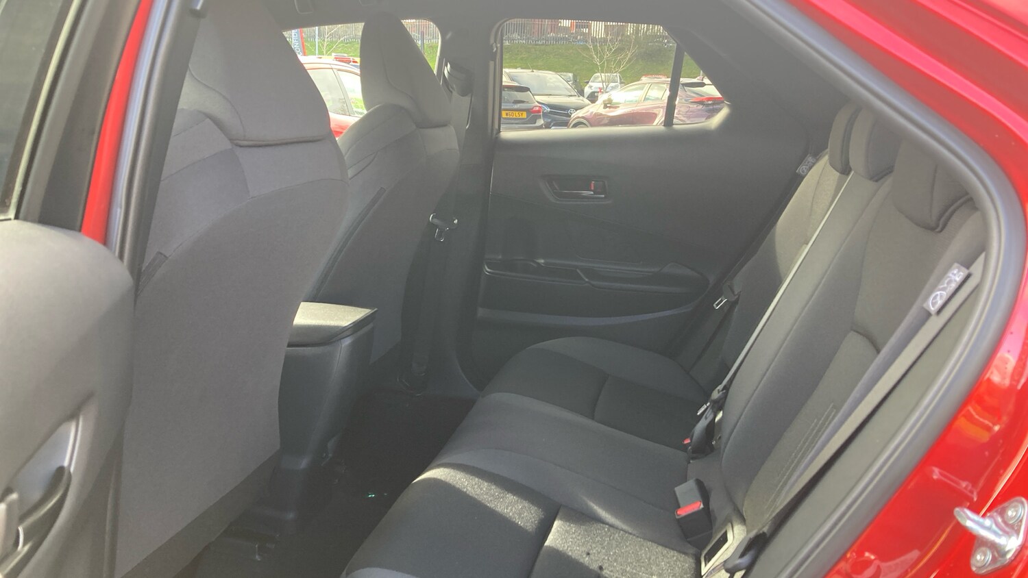 Used Toyota C-HR 2025 for sale - 78162349: Photo 15