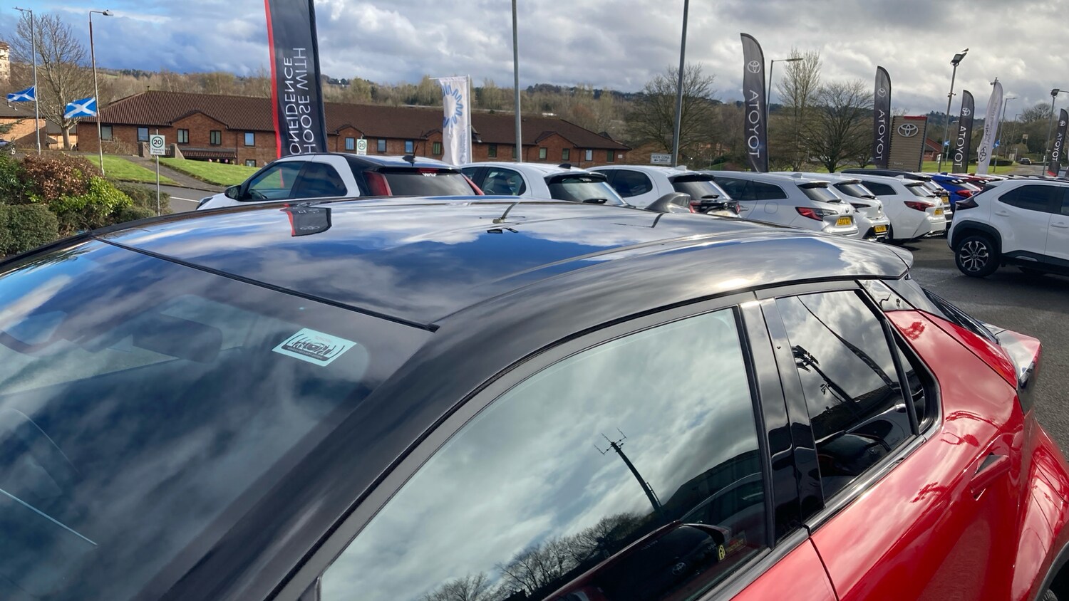 Used Toyota C-HR 2025 for sale - 78162349: Photo 31