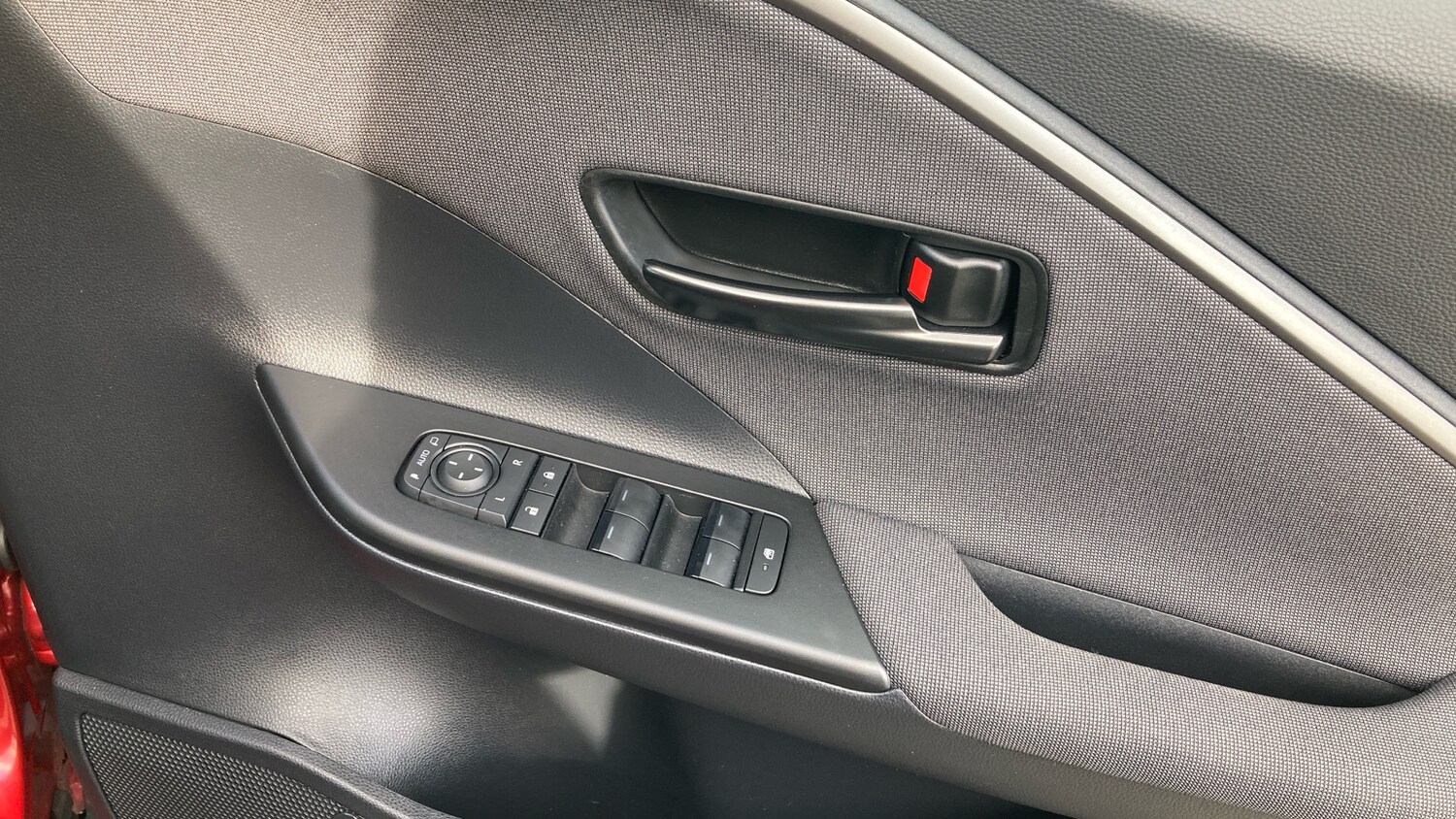 Used Toyota C-HR 2025 for sale - 78162349: Photo 37