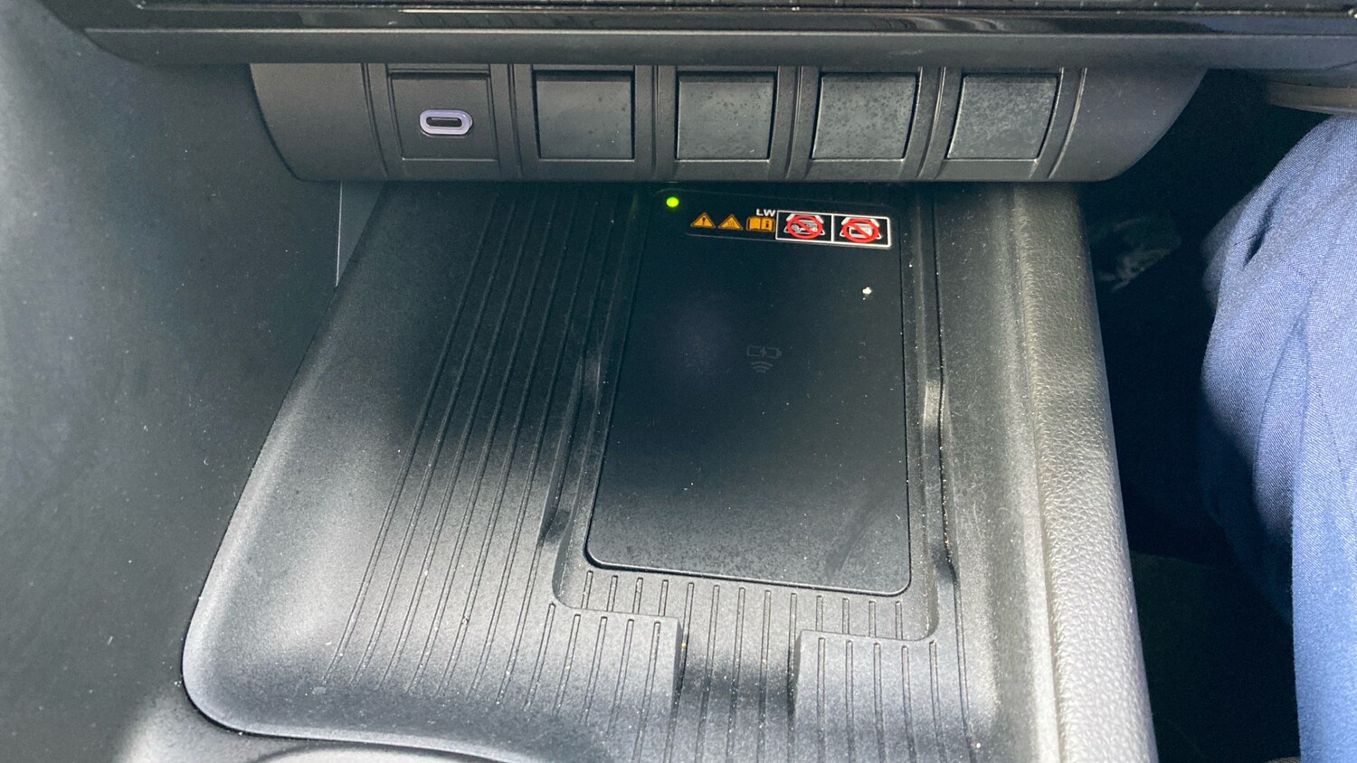 Used Toyota C-HR 2025 for sale - 78162349: Photo 44