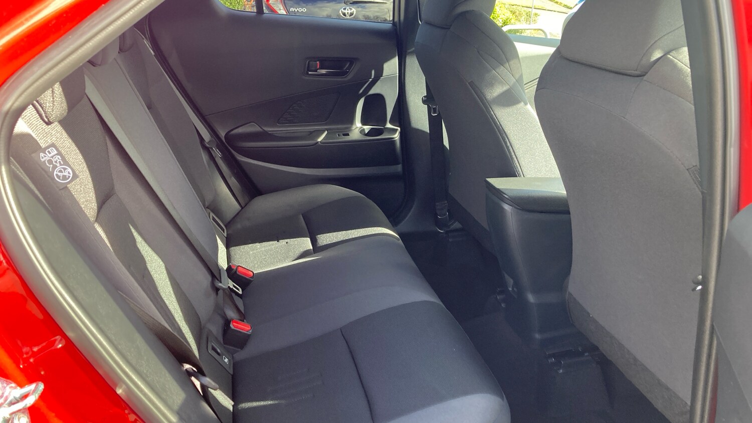 Used Toyota C-HR 2025 for sale - 78162349: Photo 8