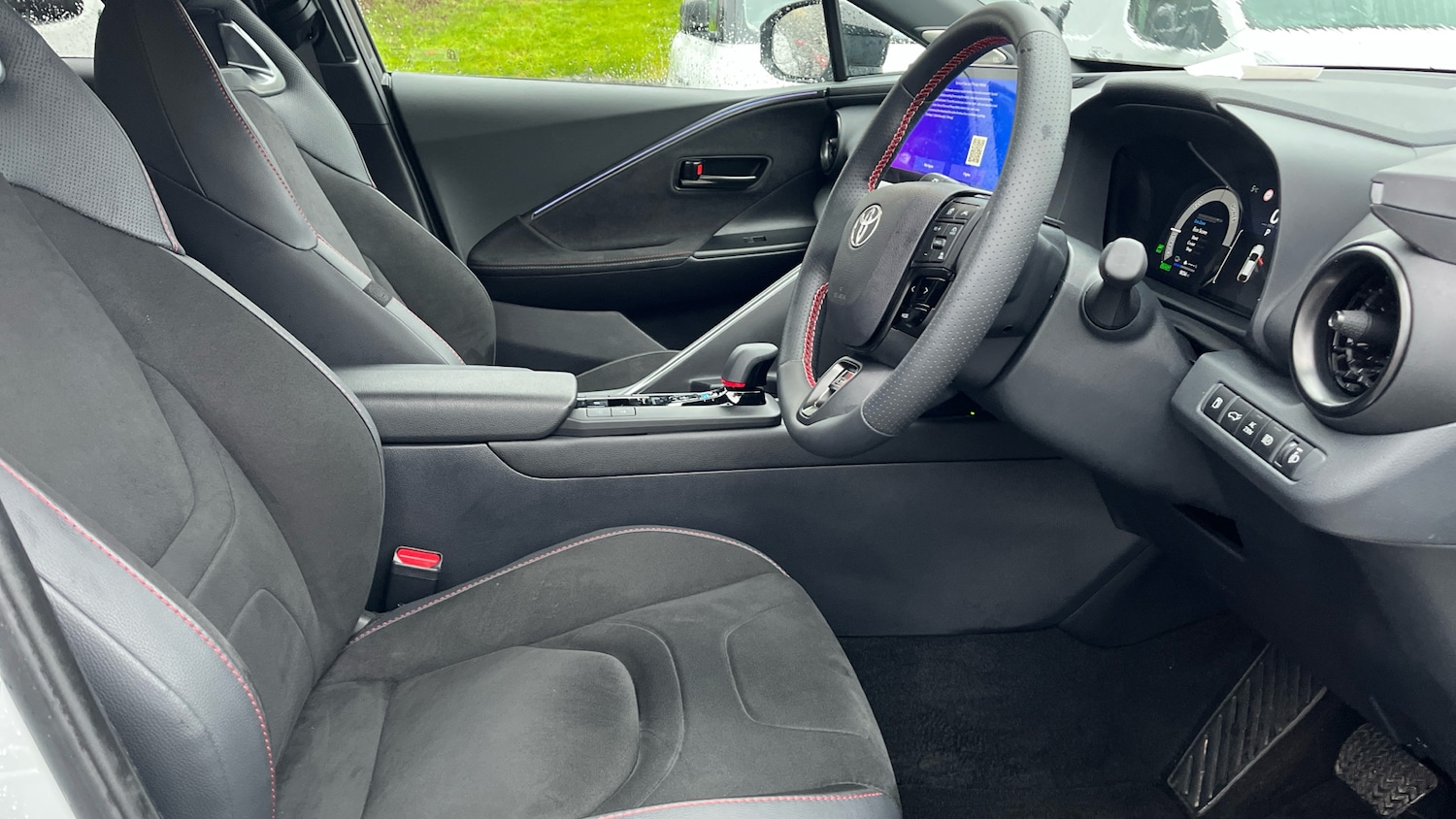 Used Toyota C-HR 2024 for sale - 77168444: Photo 11