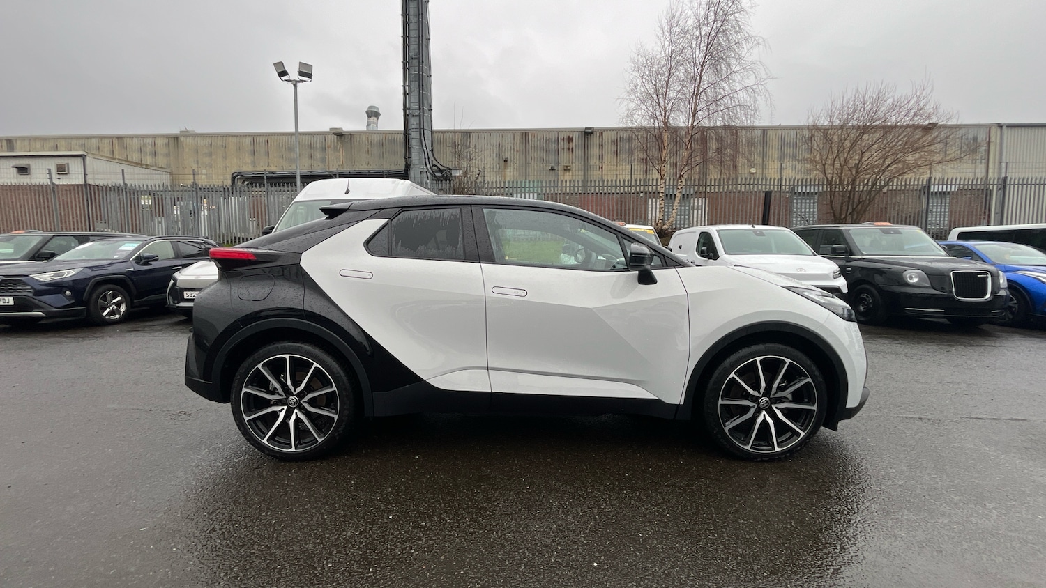 Used Toyota C-HR 2024 for sale - 77168444: Photo 16
