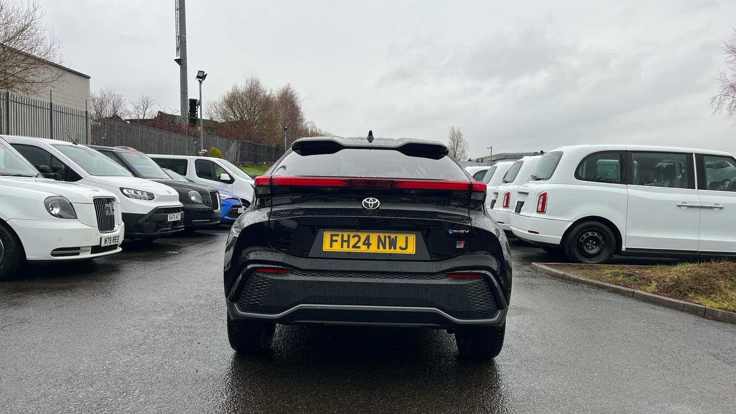 Used Toyota C-HR 2024 for sale - 77168444: Photo 19