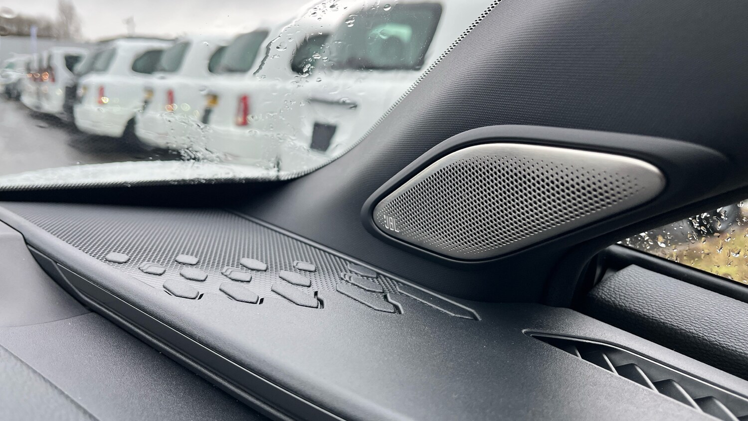 Used Toyota C-HR 2024 for sale - 77168444: Photo 30