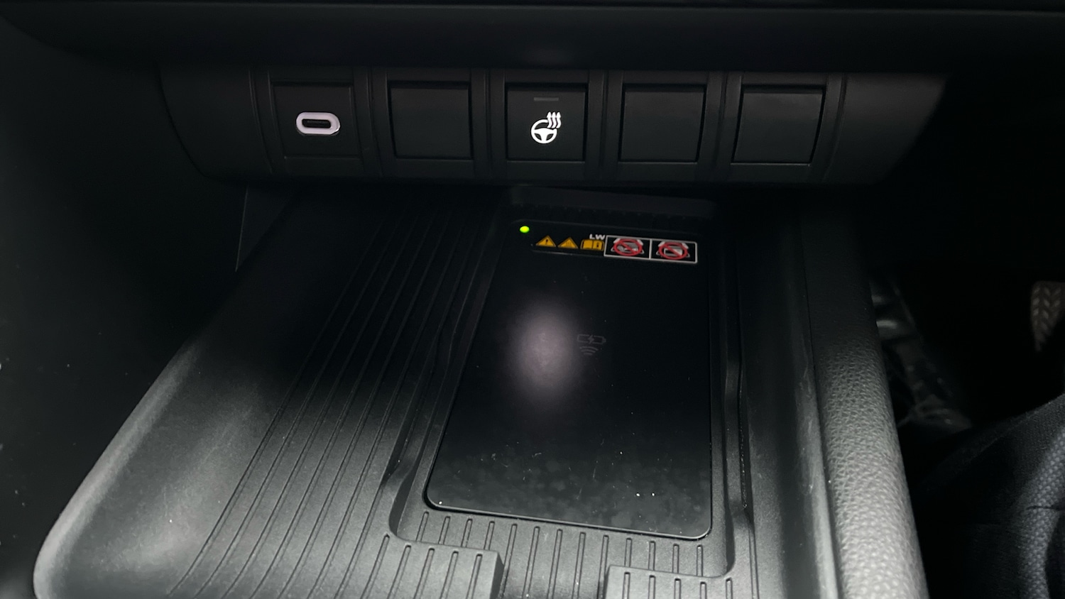 Used Toyota C-HR 2024 for sale - 77168444: Photo 32