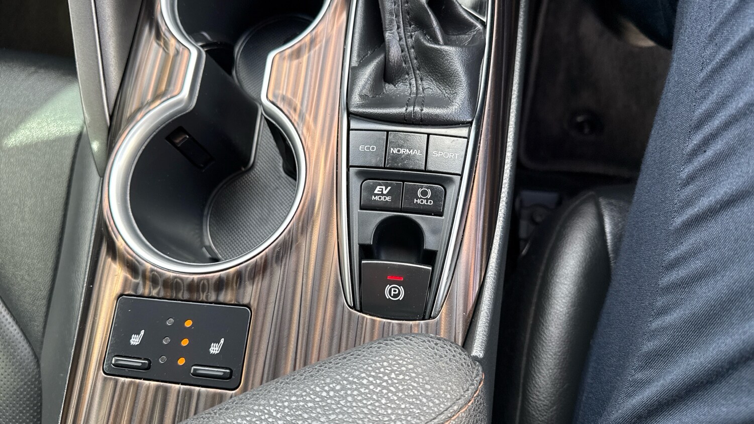 Used Toyota Camry 2021 for sale - 78149818: Photo 37