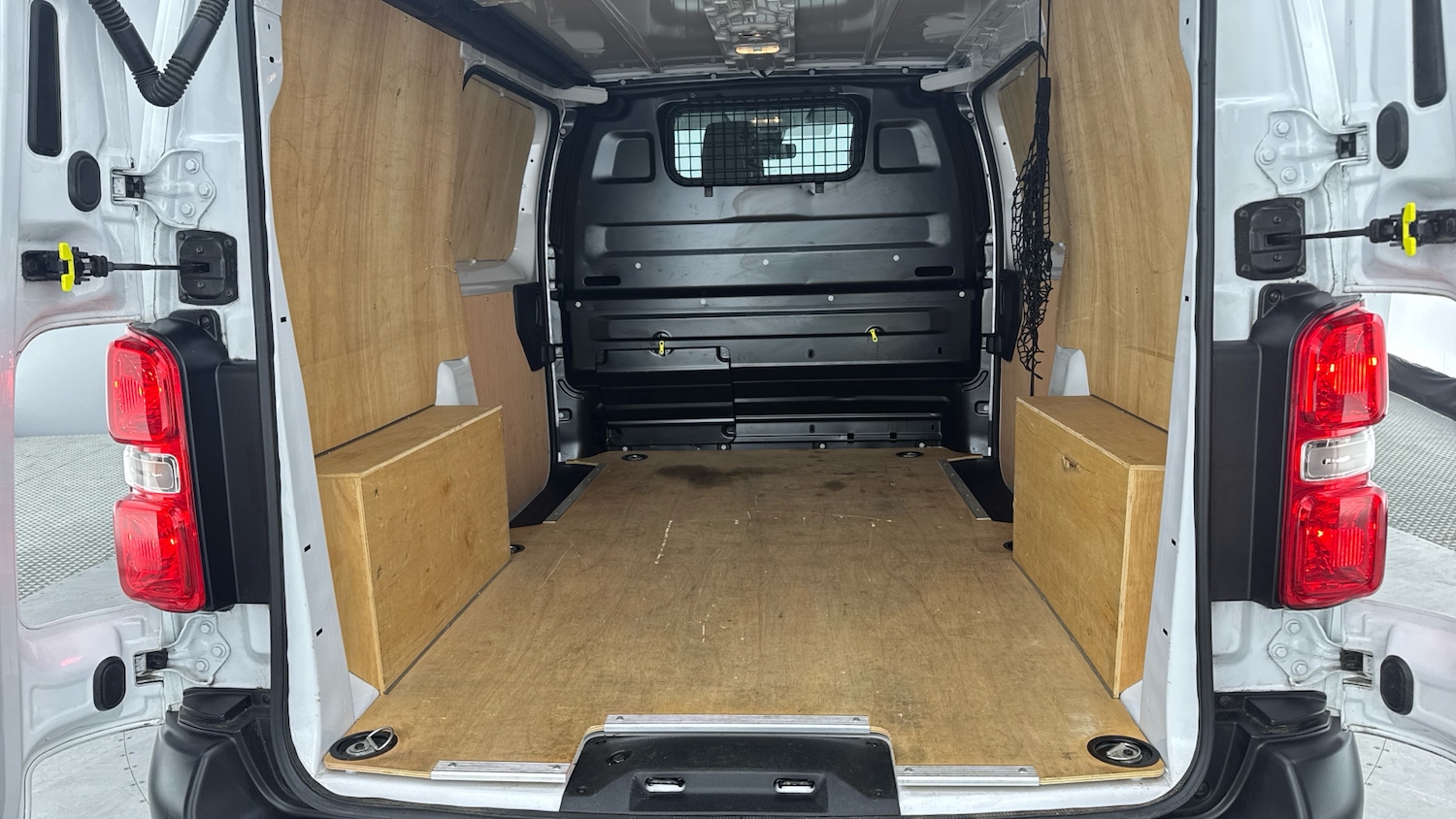 Used Toyota ProAce 2023 for sale - 76719172: Photo 14