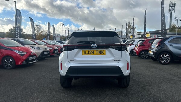 Used Toyota Yaris Cross 2024 for sale - 76329909: Photo 19