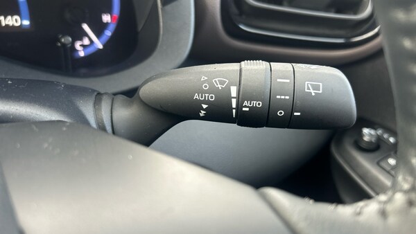 Used Toyota Yaris Cross 2024 for sale - 76329909: Photo 36