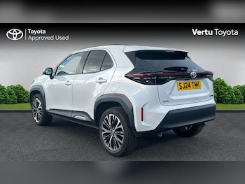 Used Toyota Yaris Cross 2024 for sale - 76329909: Photo 4