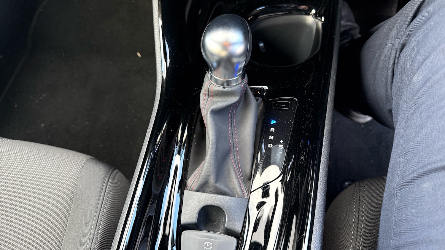 Used Toyota C-HR 2021 for sale - 77379099: Photo 40