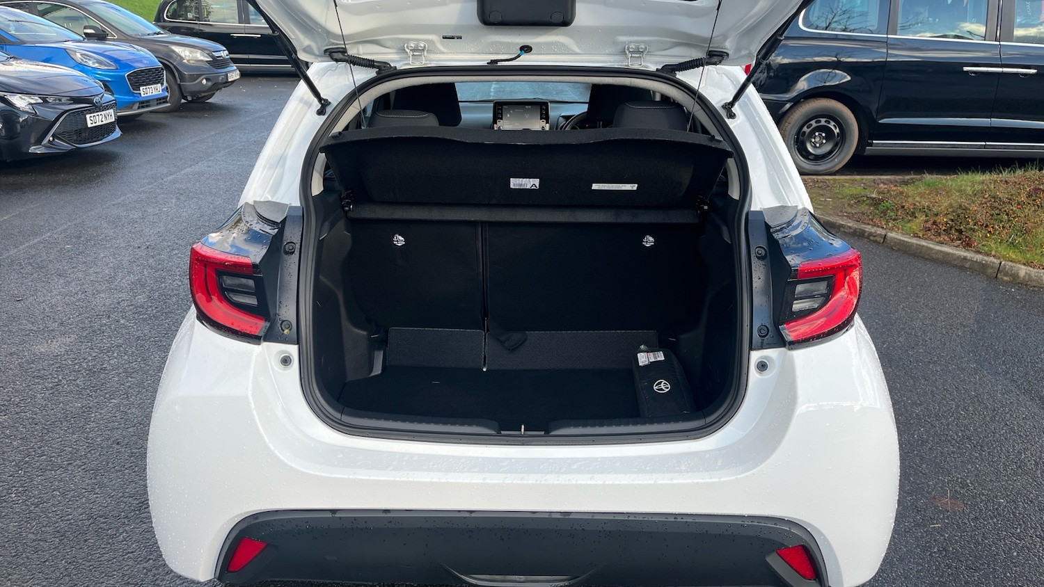 Used Toyota Yaris 2023 for sale - 77311286: Photo 27