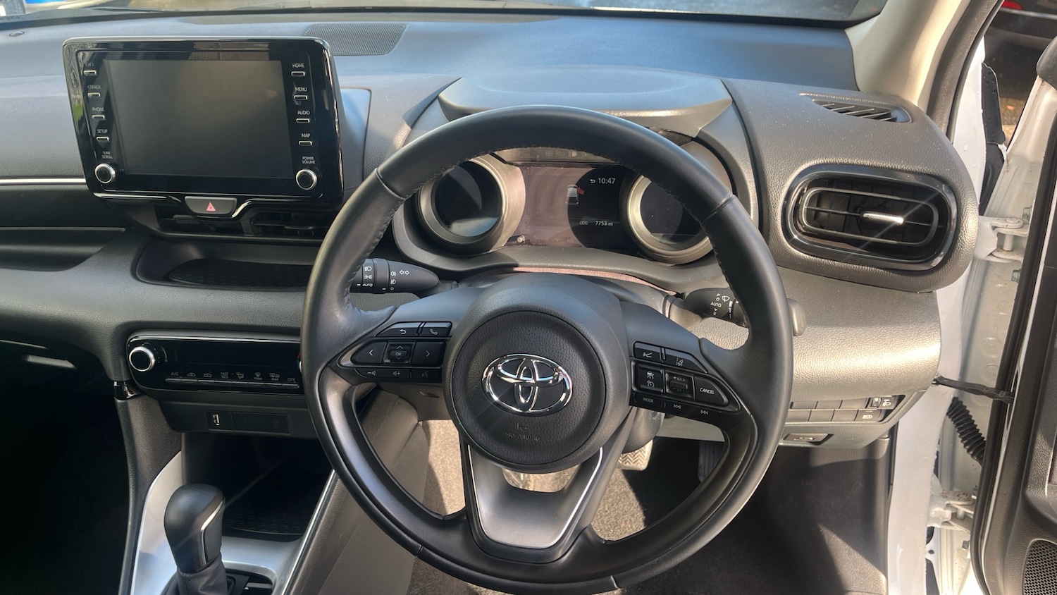 Used Toyota Yaris 2023 for sale - 77311286: Photo 6