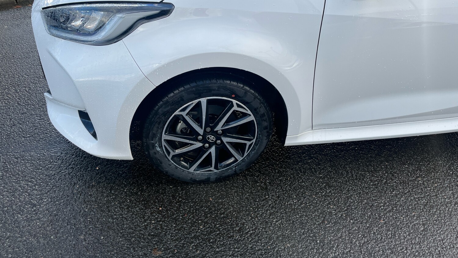 Used Toyota Yaris 2023 for sale - 76490305: Photo 22