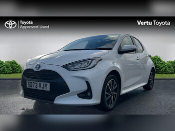 Used Toyota Yaris 2023 for sale - 76490305: Photo
