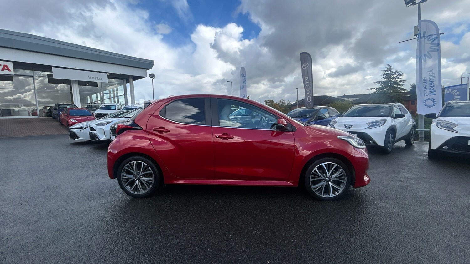 Used Toyota Yaris 2023 for sale - 75922355: Photo 16