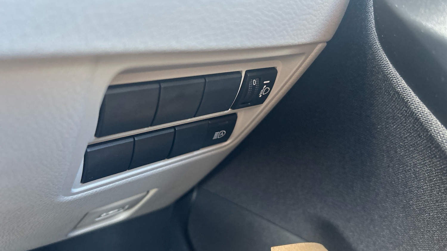 Used Toyota Yaris 2023 for sale - 75922355: Photo 40