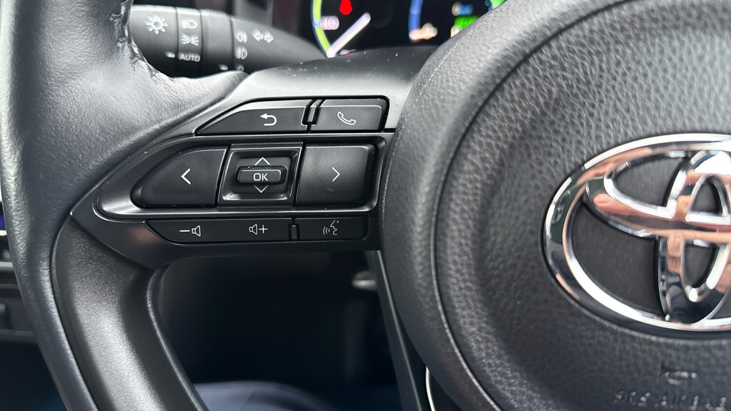 Used Toyota Yaris Cross 2023 for sale - 77591897: Photo 28