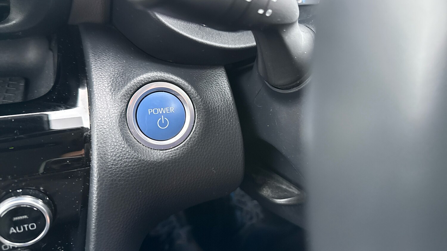 Used Toyota Yaris Cross 2023 for sale - 77591897: Photo 33