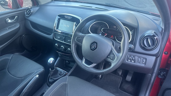 Used Renault Clio 2019 for sale - 76205978: Photo 11