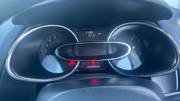 Used Renault Clio 2019 for sale - 76205978: Photo 18