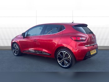 Used Renault Clio 2019 for sale - 76205978: Photo 2