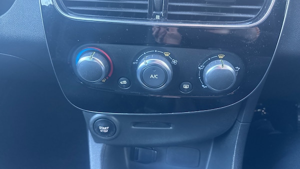 Used Renault Clio 2019 for sale - 76205978: Photo 44