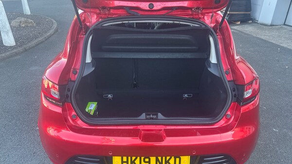 Used Renault Clio 2019 for sale - 76205978: Photo 4