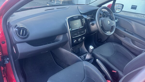 Used Renault Clio 2019 for sale - 76205978: Photo 9