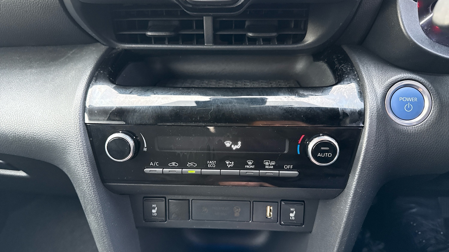 Used Toyota Yaris Cross 2023 for sale - 77282943: Photo 37