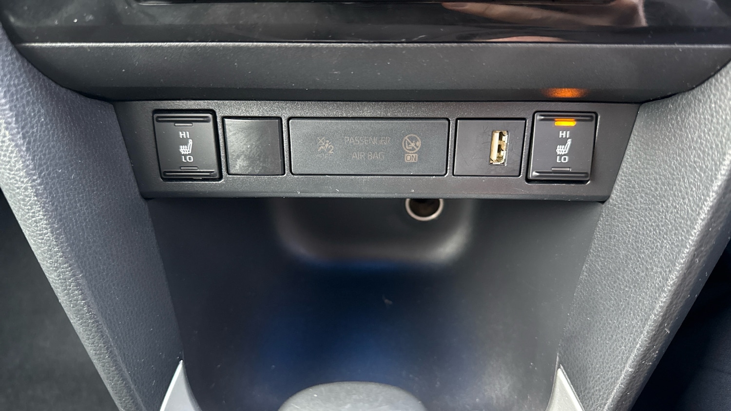 Used Toyota Yaris Cross 2023 for sale - 77282943: Photo 39