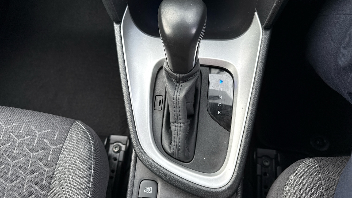 Used Toyota Yaris Cross 2023 for sale - 77282943: Photo 40