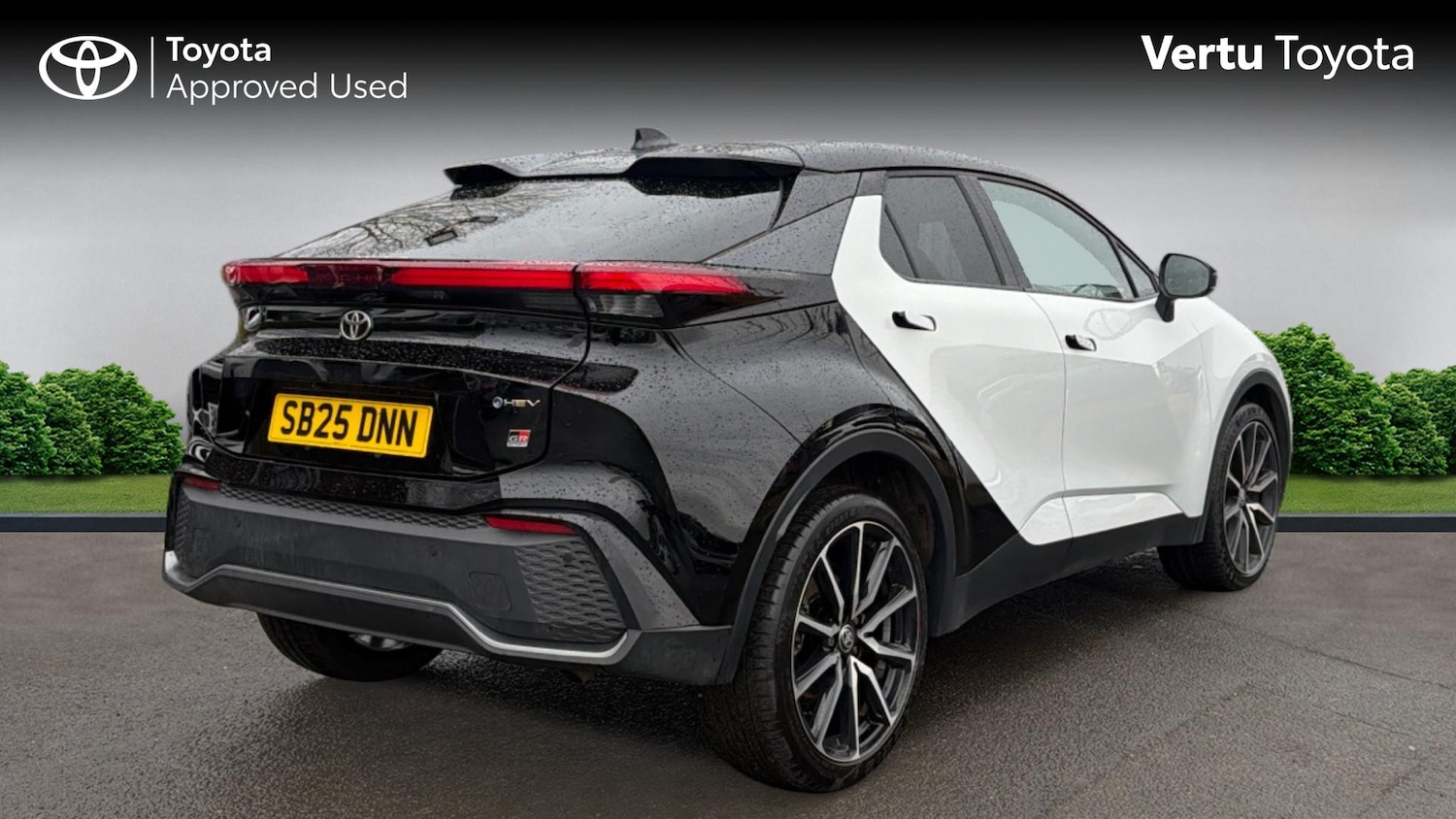 Used Toyota C-HR 2025 for sale - 77282946: Photo 2