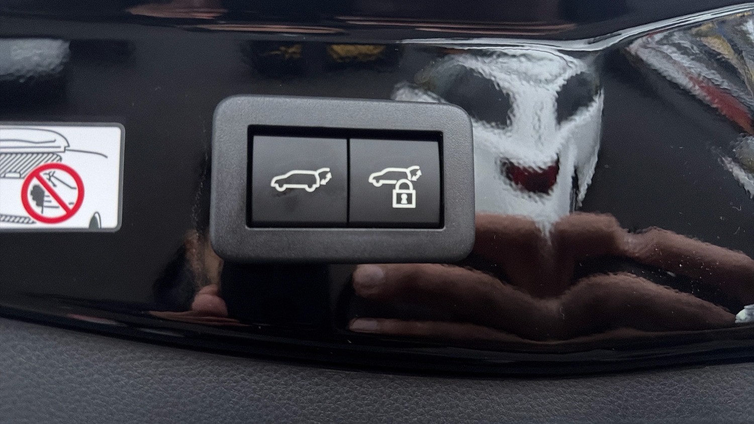 Used Toyota C-HR 2025 for sale - 77282946: Photo 29