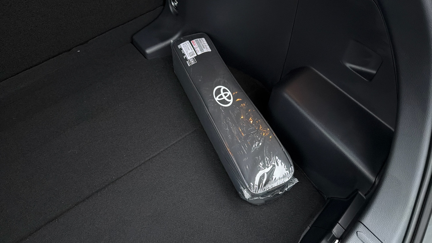 Used Toyota C-HR 2025 for sale - 77282946: Photo 30