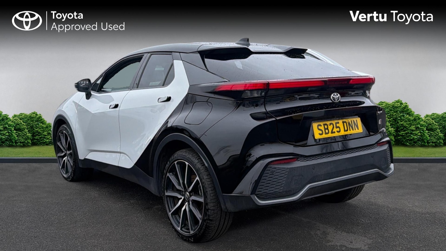 Used Toyota C-HR 2025 for sale - 77282946: Photo 4