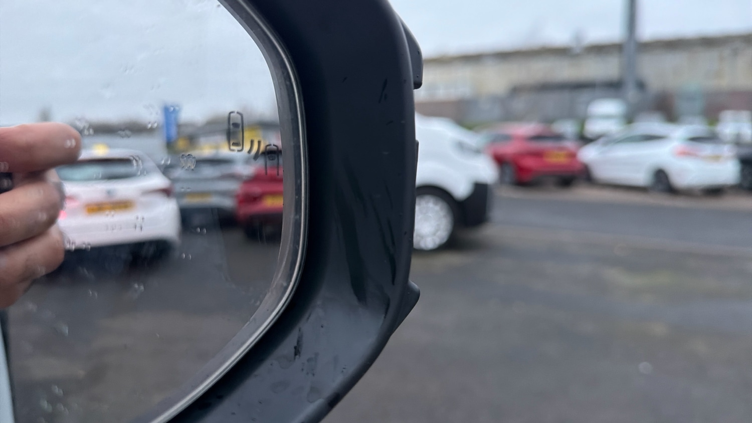 Used Toyota C-HR 2025 for sale - 77282946: Photo 45