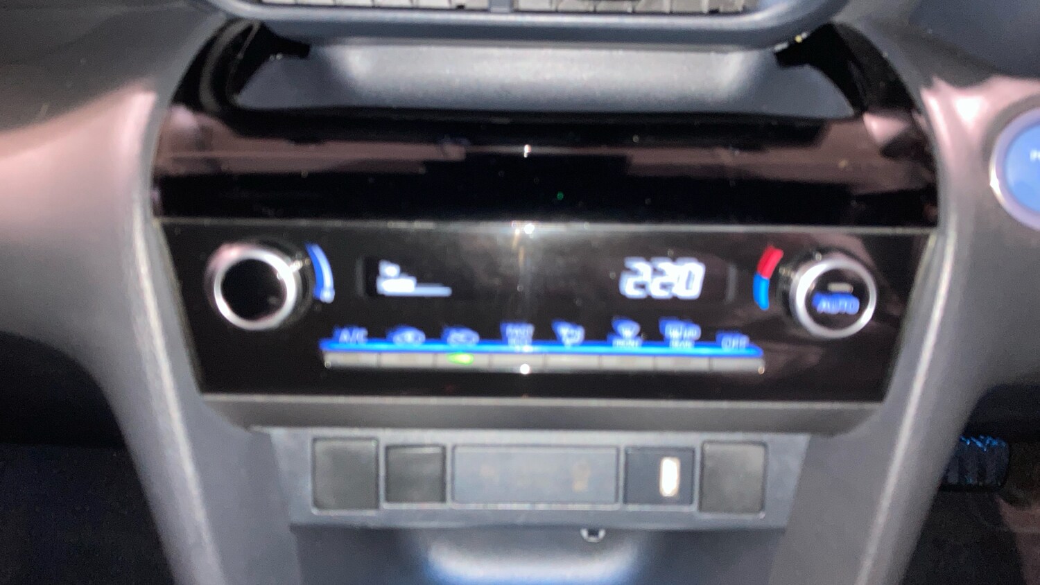 Used Toyota Yaris Cross 2022 for sale - 76115760: Photo 45