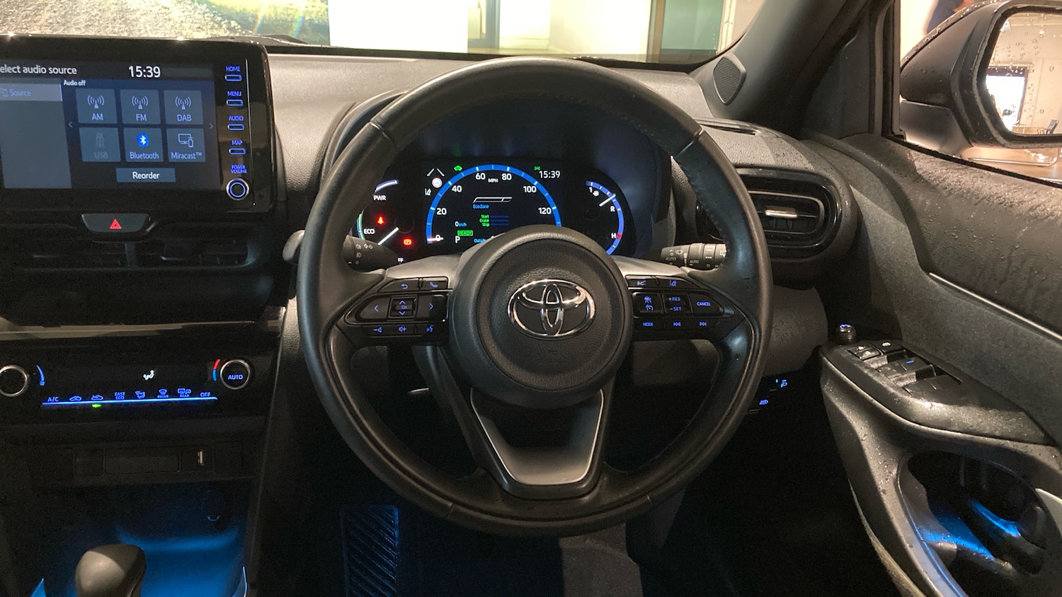 Used Toyota Yaris Cross 2022 for sale - 76115760: Photo 6