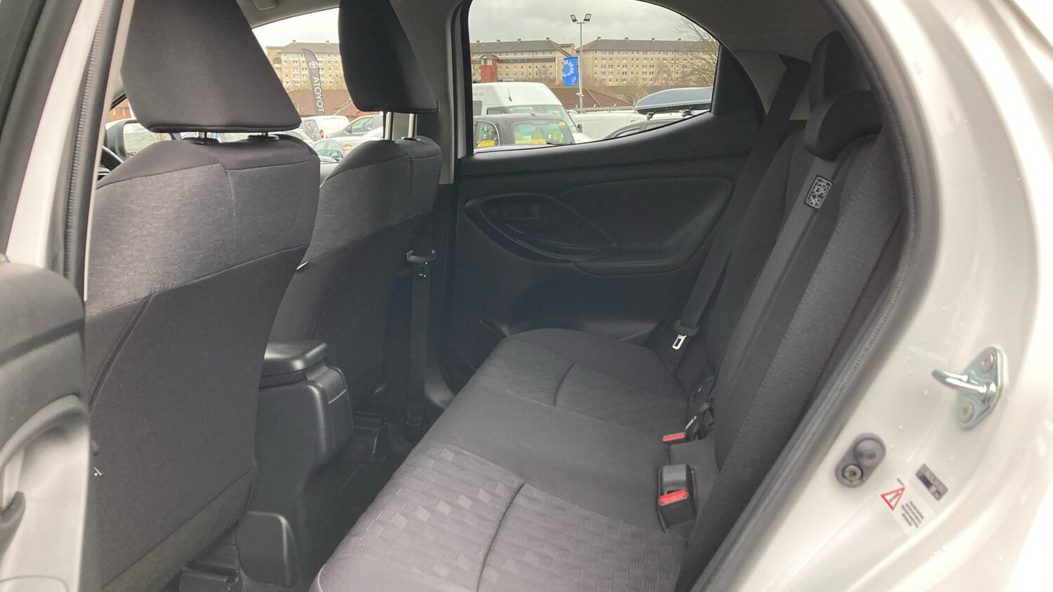 Used Toyota Yaris 2024 for sale - 77207328: Photo 13