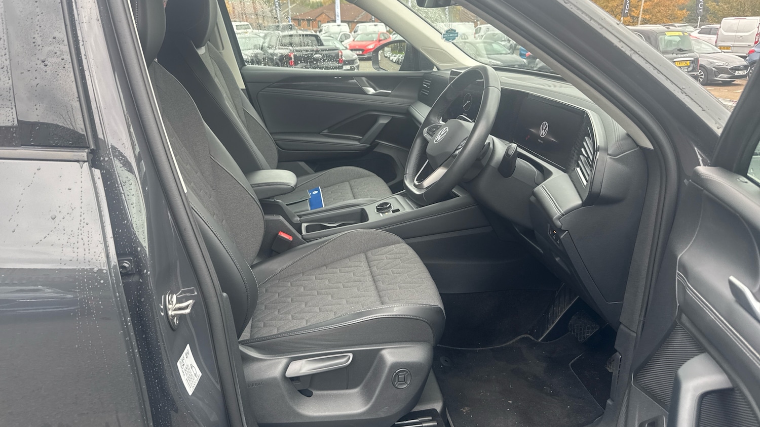 Used Volkswagen Tiguan 2024 for sale - 76299714: Photo 11