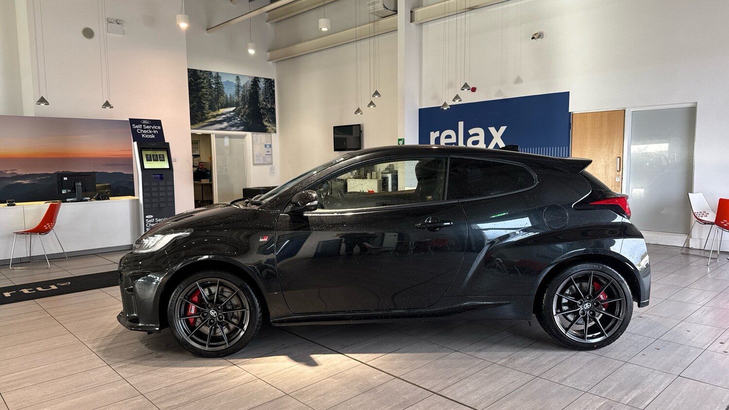 Used Toyota Yaris 2023 for sale - 76403137: Photo 17