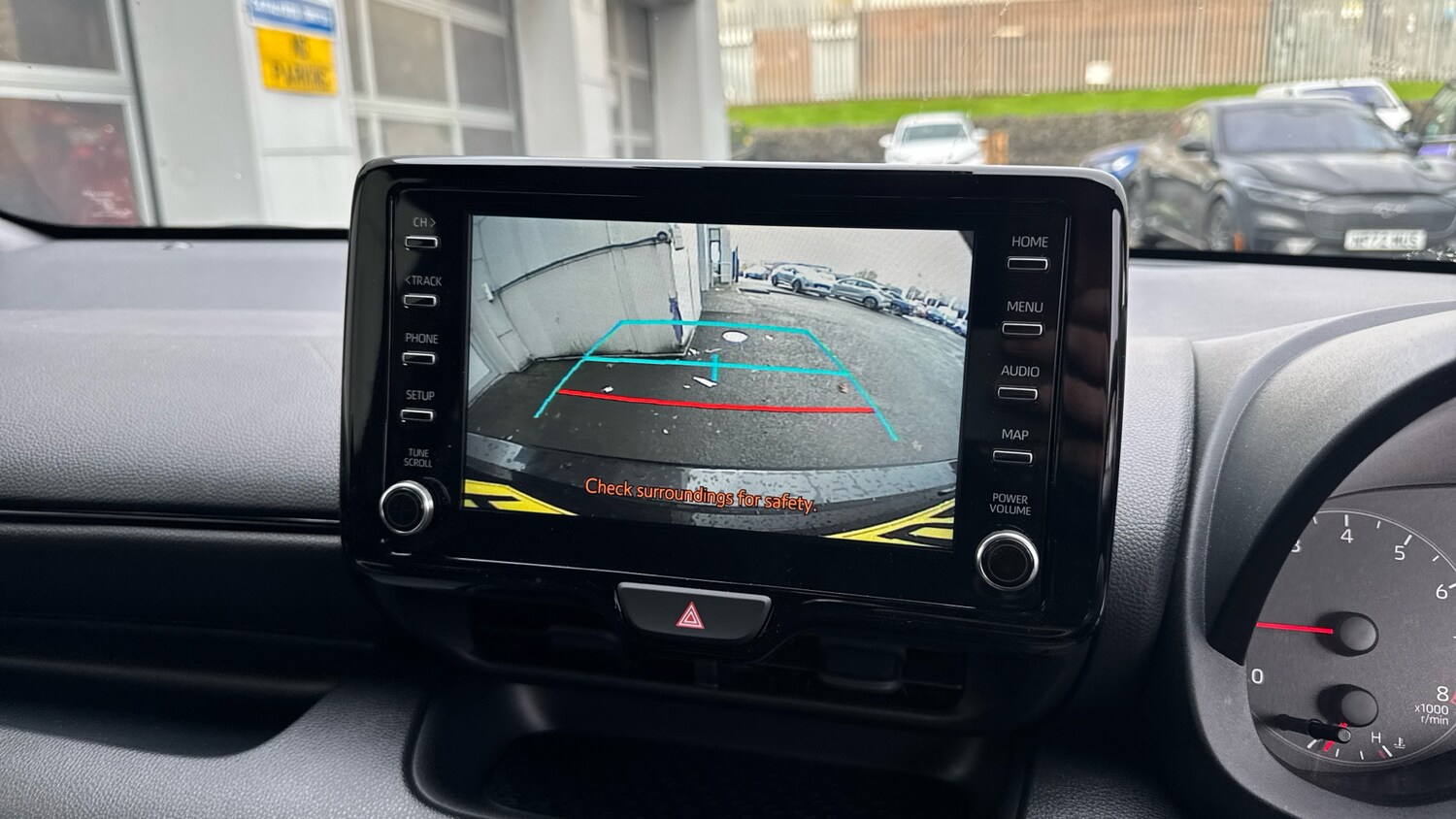 Used Toyota Yaris 2023 for sale - 76403137: Photo 28