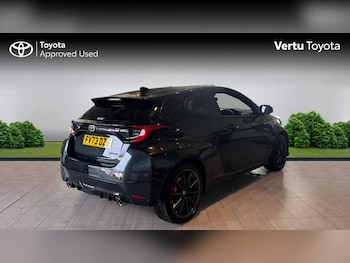 Used Toyota Yaris 2023 for sale - 76403137: Photo