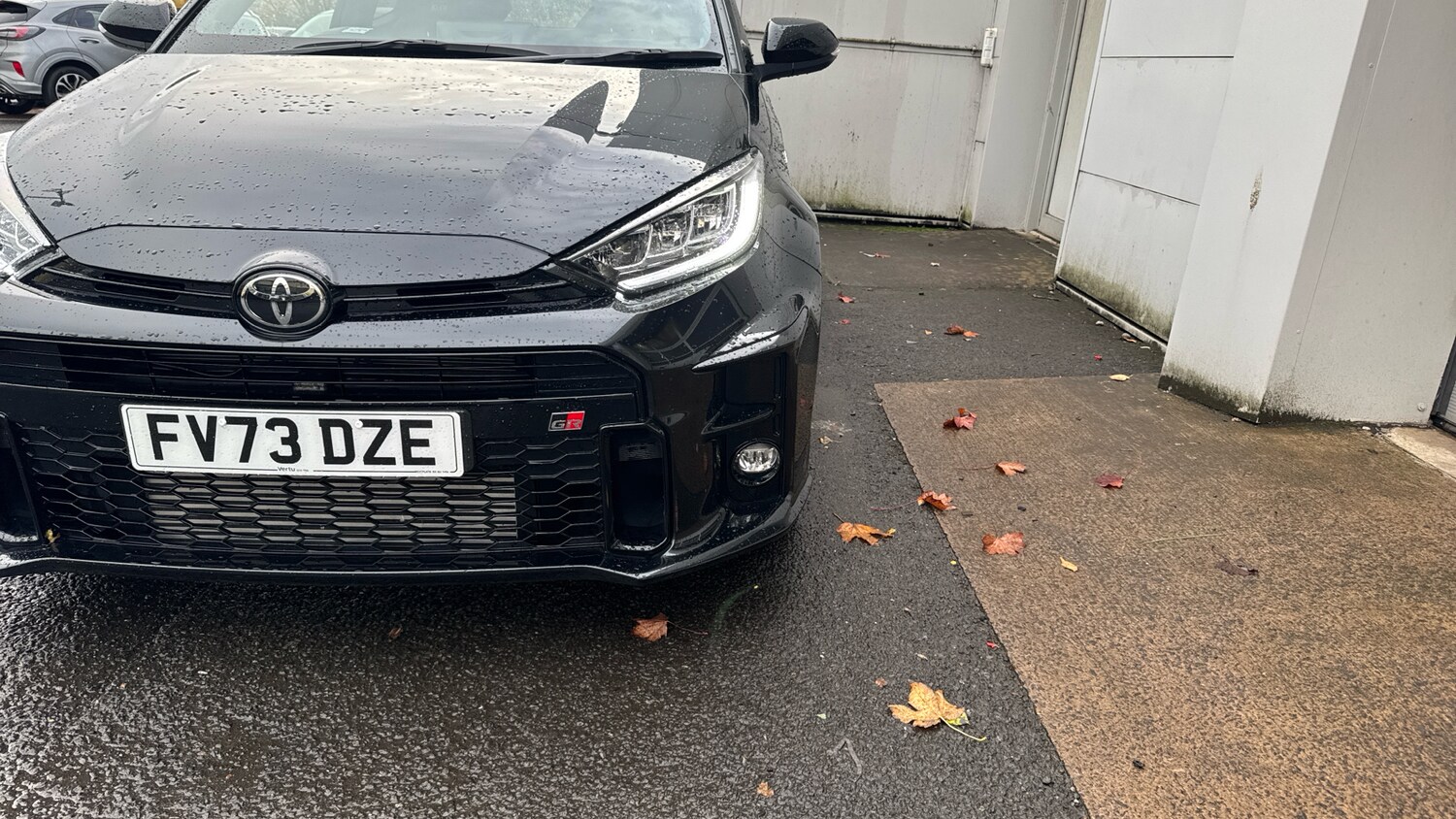 Used Toyota Yaris 2023 for sale - 76403137: Photo 44