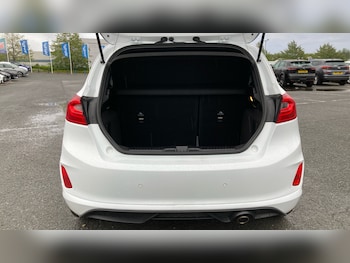 Used Ford Fiesta 2021 for sale - 76859662: Photo