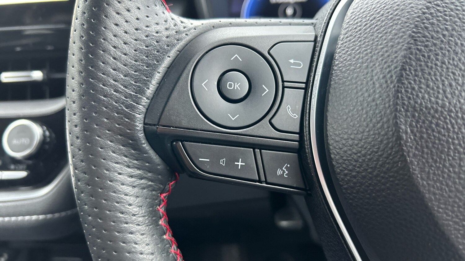 Used Toyota Corolla 2023 for sale - 76366219: Photo 37