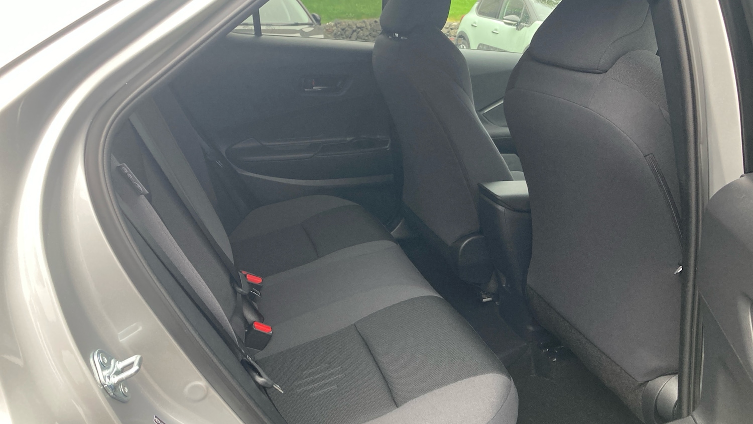 Used Toyota C-HR 2025 for sale - 76219670: Photo 12