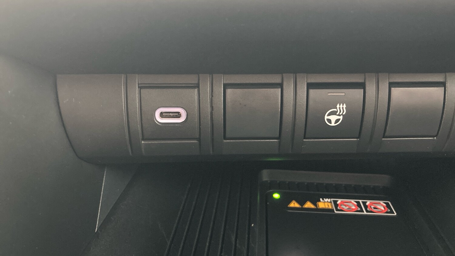 Used Toyota C-HR 2025 for sale - 76219670: Photo 39